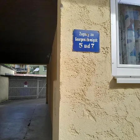 Homestay Ahnenerbe Munich